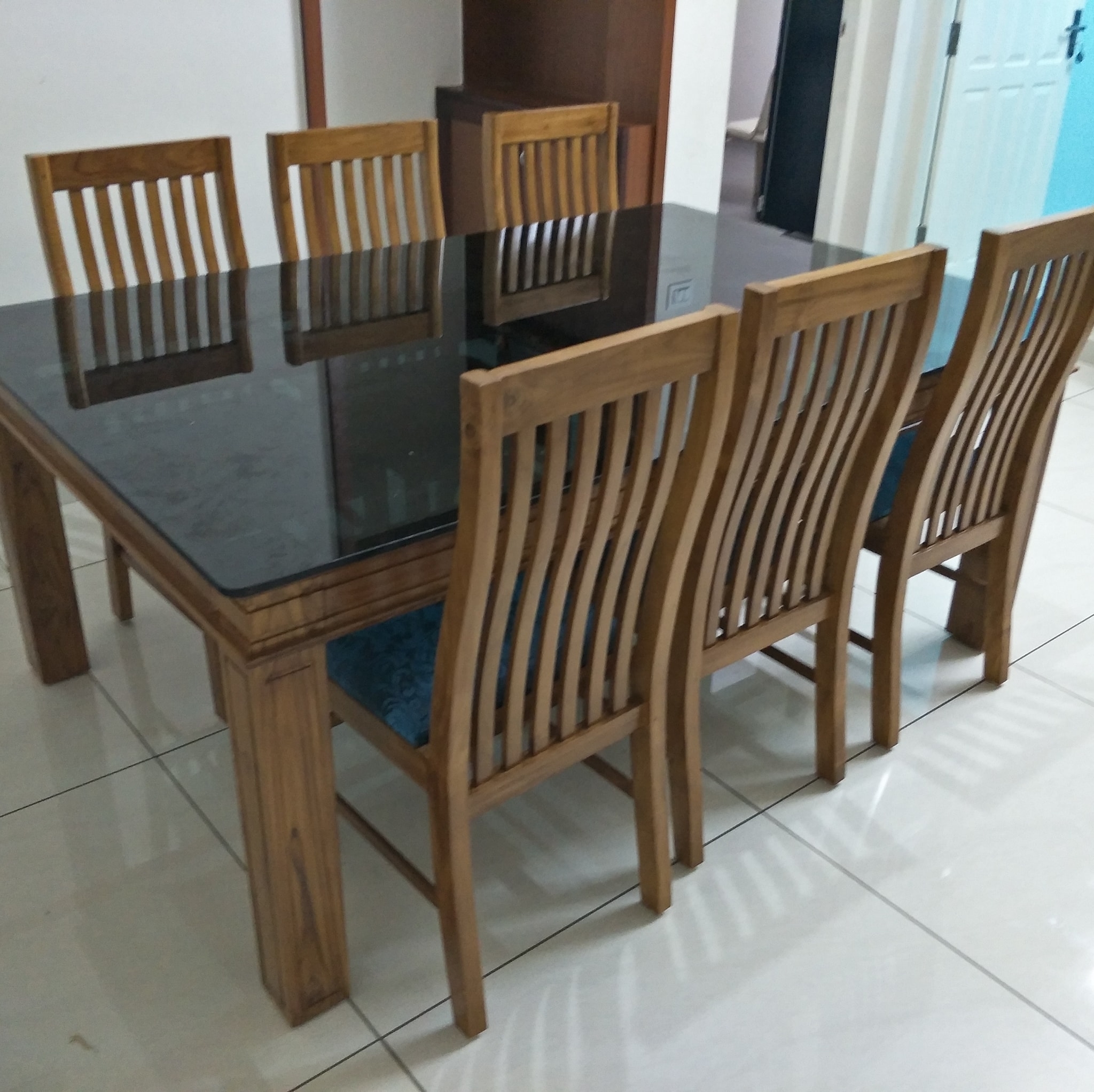 Dining Furniture Showroom Kerala